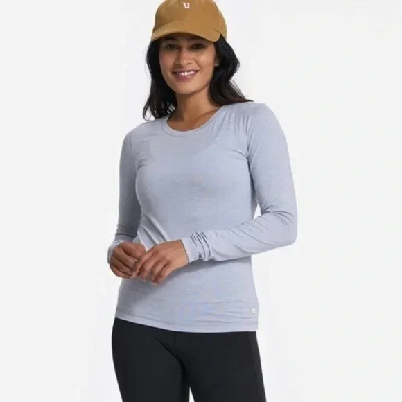 NEW Vuori Womens Long Sleeve Lux Crew Performance Tee NWT XL Platinum Heather - Picture 9 of 10